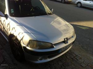 Peugeot 106 quicksilver Agosto/02 - à venda - Ligeiros