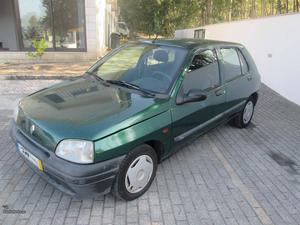Renault Clio Bom estado Março/98 - à venda - Ligeiros