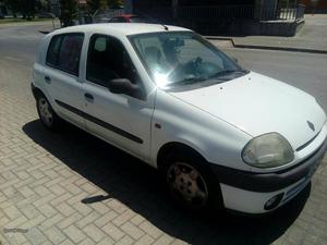 Renault Clio c Dezembro/00 - à venda - Ligeiros