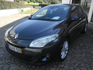 Renault Mégane 1.5 DCi Dynamique S Julho/09 - à venda -