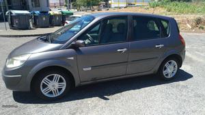 Renault Mégane scenic 1.5dci Junho/04 - à venda - Ligeiros