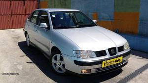 Seat Cordoba 1.6 SR Sport Fevereiro/00 - à venda - Ligeiros