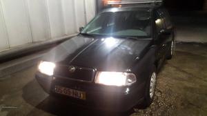 Skoda Octavia 1.6 Sr 105 cv Gpl Julho/99 - à venda -