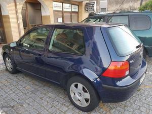 VW Golf Golf 4 SÓ 154 MIL Dezembro/99 - à venda - Ligeiros