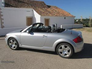 Audi TT Setembro/00 - à venda - Descapotável / Coupé,