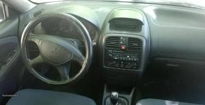 Mitsubishi Carisma 1.3 glx Abril/02 - à venda - Ligeiros