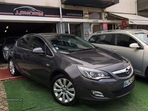 Opel Astra 1.3 CDTI Cosmos GPS Novembro/11 - à venda -