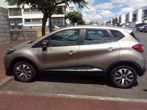 Renault Captur  Setembro/14 - à venda - Monovolume /