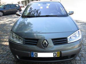 Renault Mégane 1.5 DCI LUX PREVI Março/04 - à venda -