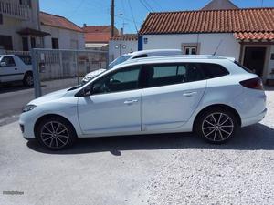 Renault Mégane ST 1.5 Dci Bose Fevereiro/13 - à venda -