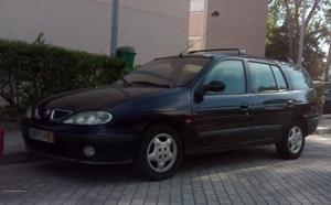 Renault Mégane v sw Julho/00 - à venda - Ligeiros