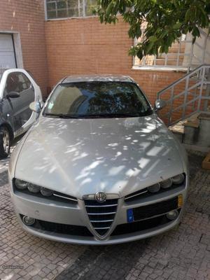 Alfa Romeo  JTDm 16v 150 CV Dezembro/05 - à venda -