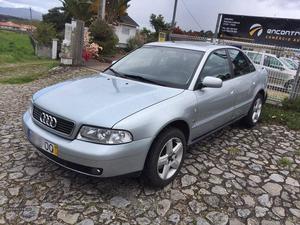 Audi A4 1.9 TDI Dezembro/95 - à venda - Ligeiros