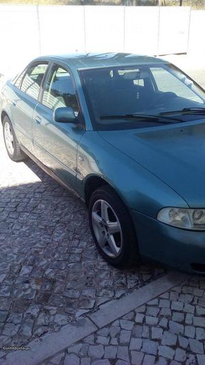 Audi A4 1.9tdi110cv Abril/99 - à venda - Ligeiros