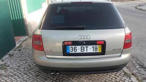 Audi A6 1,9 tdi 130 cv Julho/02 - à venda - Ligeiros