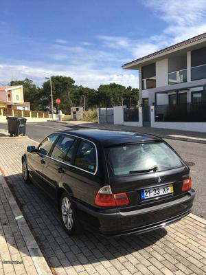 BMW 320 Touring 20 Anos Abril/04 - à venda - Ligeiros