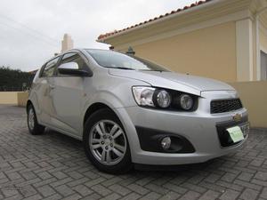 Chevrolet Aveo 1.3VCDILT 95CV  Janeiro/13 - à venda -