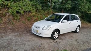 Kia Rio 1.5 CRDI como Novo Abril/06 - à venda - Ligeiros