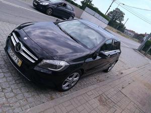 Mercedes-Benz A 200 Bci Setembro/13 - à venda - Ligeiros