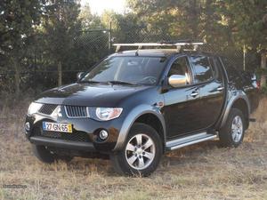 Mitsubishi L200 Strakar KMS Setembro/08 - à venda -