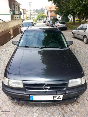 Opel Astra ISUZU Julho/94 - à venda - Ligeiros Passageiros,