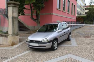 Opel Corsa cv Abril/99 - à venda - Ligeiros