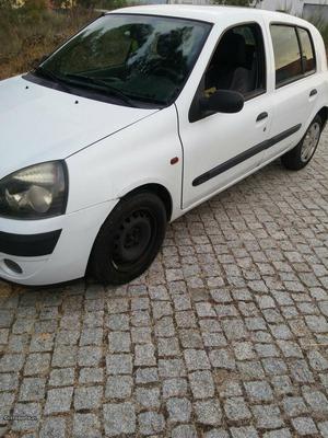 Renault Clio 1.5dci Julho/02 - à venda - Ligeiros