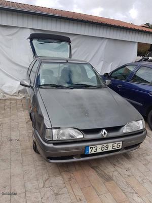 Renault d Outubro/94 - à venda - Comerciais / Van,