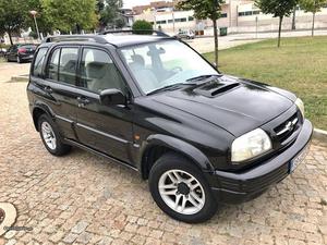 Suzuki Grand Vitara 2.0 turbo diesel Dezembro/00 - à venda