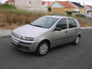 Fiat Punto 1.2 8v Novembro/01 - à venda - Ligeiros