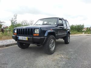 Jeep Cherokee XJ Janeiro/01 - à venda - Pick-up/