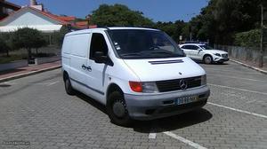 Mercedes-Benz Vito vito 108 cdi 2.2 Agosto/99 - à venda -