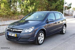 Opel Astra 1.3 TDCI Elegance Fevereiro/06 - à venda -