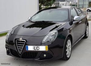Alfa Romeo Giulietta 1.6 Multijet Dezembro/10 - à venda -