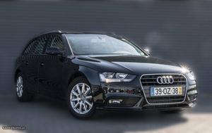 Audi A4 AVANT 2.0TDi Julho/14 - à venda - Ligeiros