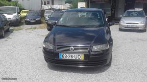 Fiat Stilo 6 velocidades Janeiro/03 - à venda - Ligeiros