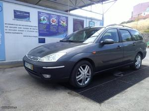 Ford Focus 1,8tdci 115 cv Junho/02 - à venda - Ligeiros