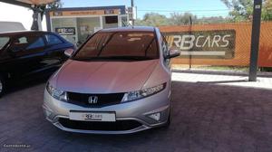 Honda Civic 1.4 gasolina c/ac Maio/11 - à venda - Ligeiros