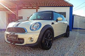 MINI Cooper D cv NAVI Fevereiro/14 - à venda -