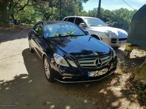 Mercedes-Benz E 250 SportCoupe Janeiro/10 - à venda -