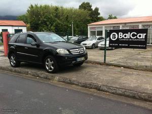 Mercedes-Benz ML 320 packsport Fevereiro/06 - à venda -