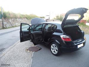 Opel Astra 1.7cdti cosmo 110c Julho/05 - à venda - Ligeiros