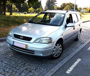 Opel Astra Caravan Económica Outubro/00 - à venda -