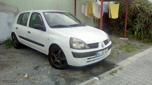 Renault Clio BBC80f Junho/03 - à venda - Ligeiros