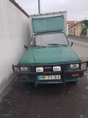 Toyota Hilux Disel Abril/81 - à venda - Ligeiros