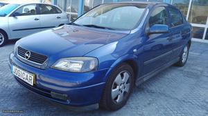 Opel Astra 2.0 dti 5 P Abril/02 - à venda - Ligeiros