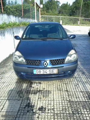 Renault Clio 1.2 - portas Agosto/01 - à venda - Ligeiros