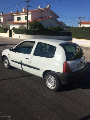 Renault Clio 1.9 D Comercial Junho/00 - à venda - Ligeiros