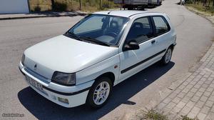 Renault Clio 1.9 d Dezembro/94 - à venda - Comerciais /