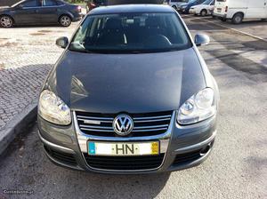 VW Jetta  BlueMotion Maio/09 - à venda - Ligeiros